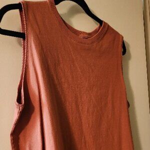 Uniqlo Womens Sleeveless T shirt 100% cotton never worn